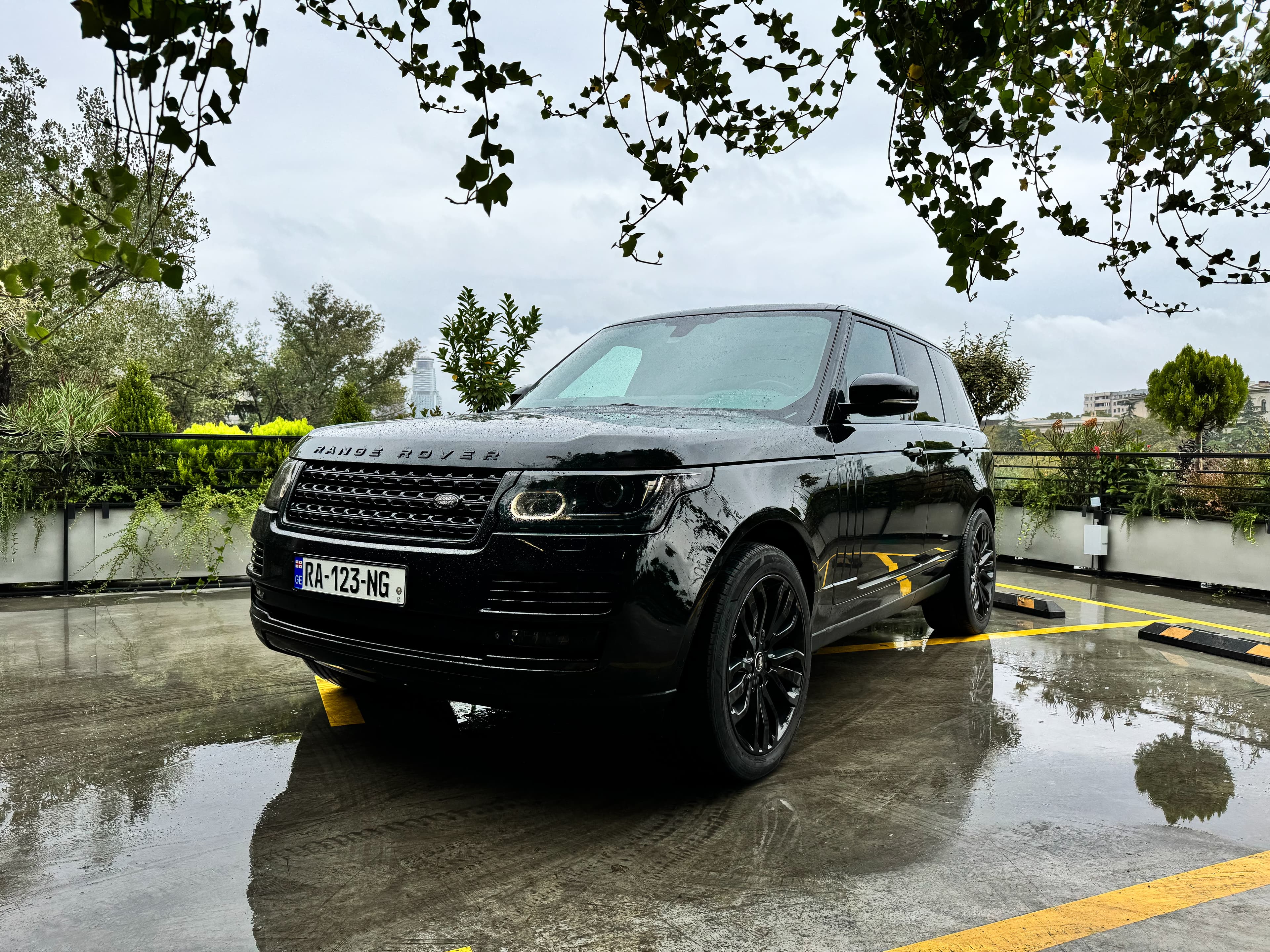 Range Rover Vogue 4.4D Autobiography Black